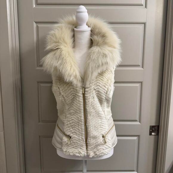 Guess Cream Faux Fur Trim Soft Vest Sleeveless Open Front Winter Jacket - Picture 1 of 8